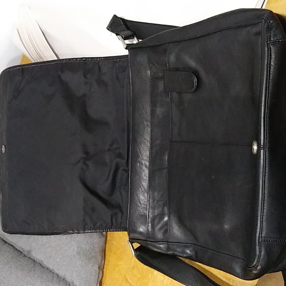 Vintage Frye leather messenger bag black - Picture 7 of 12